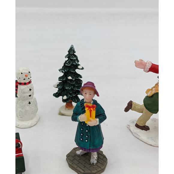 Lemax Christmas Figurines Hugging Santa Claus Tree - Picture 8 of 12